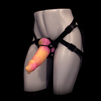 Dildo fluorescente Duke da Monster D com textura anatômica e base ventosa para prazer sem limites