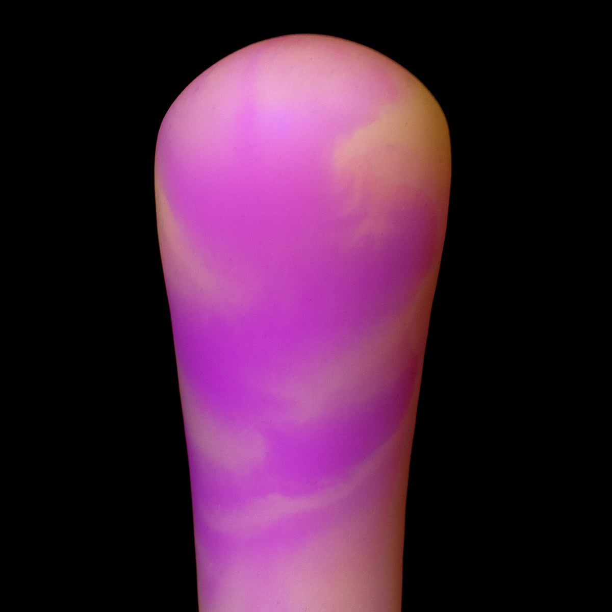 Dildo strapon com superfície lisa, encaixe para bullet e formato ergonômico Monster D