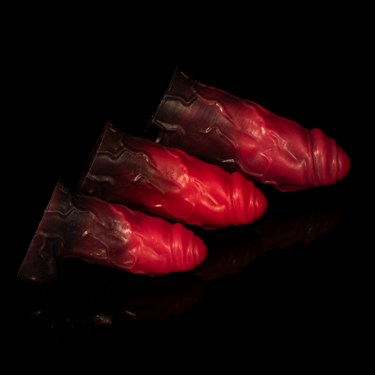 Monster D dildo Bane ideal para preenchimento completo e maciez extrema
