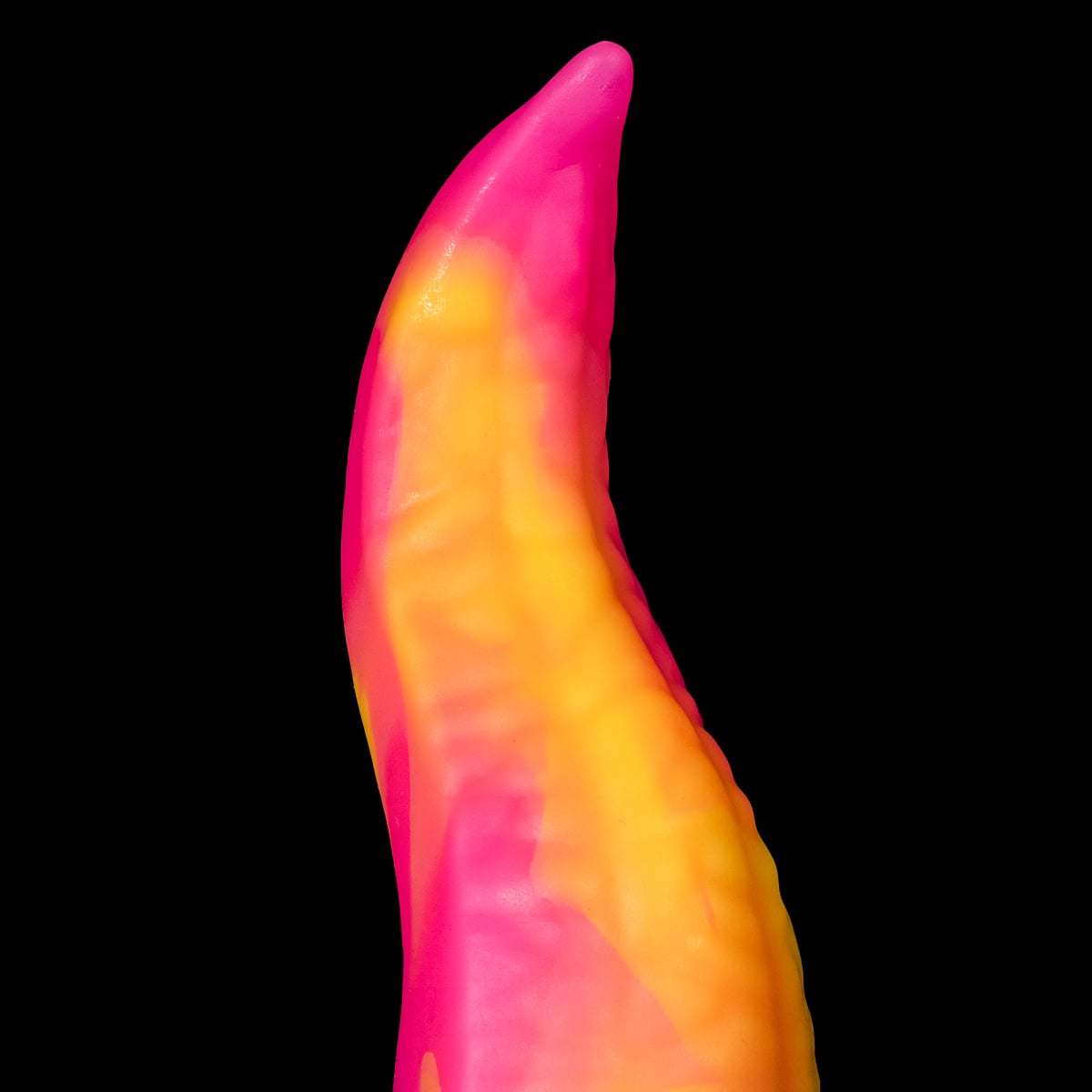 Estimulador com base monstruosa e deslize confortável
