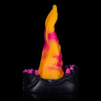 Dildo Hentai Monster D com base larga e textura que provoca a cada deslize
