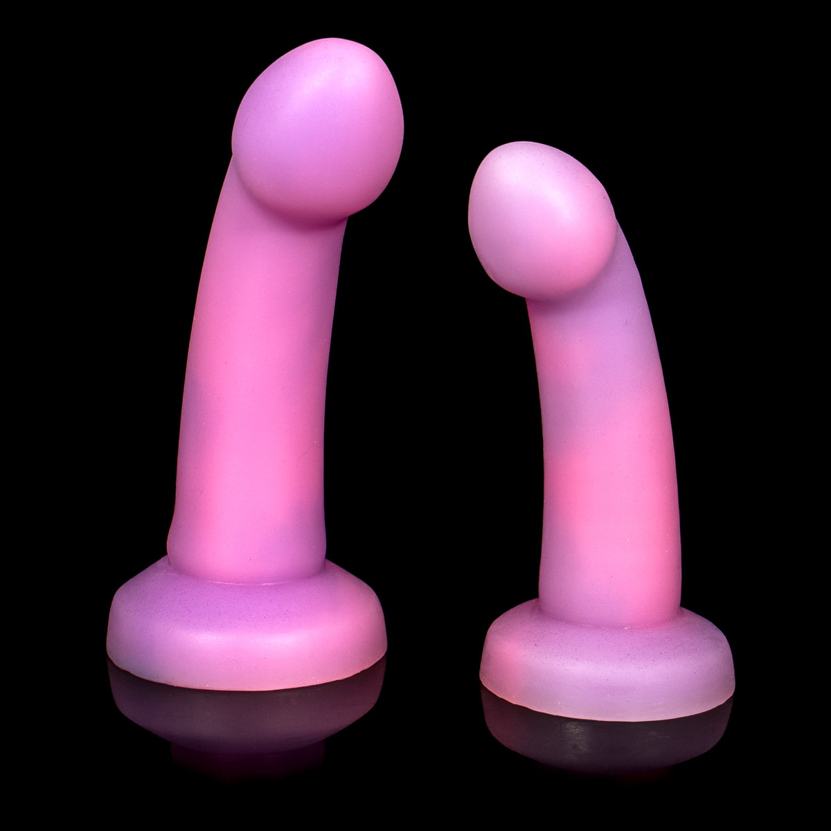 Dildo Monster D Rosa Autumn pra quem ama conforto com potência
