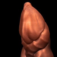 Vibrador Monster D com toque firme e espinhos que massageiam com gosto
