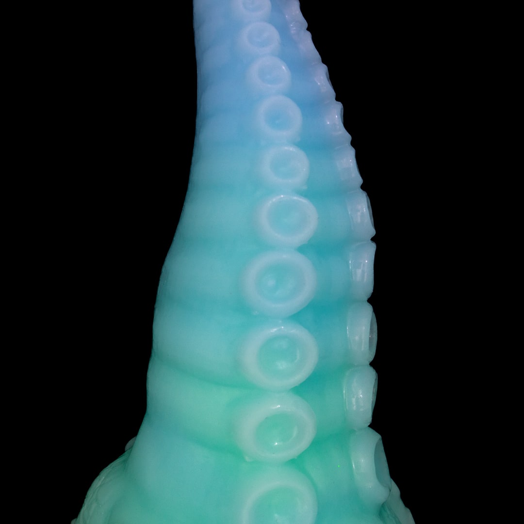 Dildo texturizado com base firme da Monster D – design polvo provocante