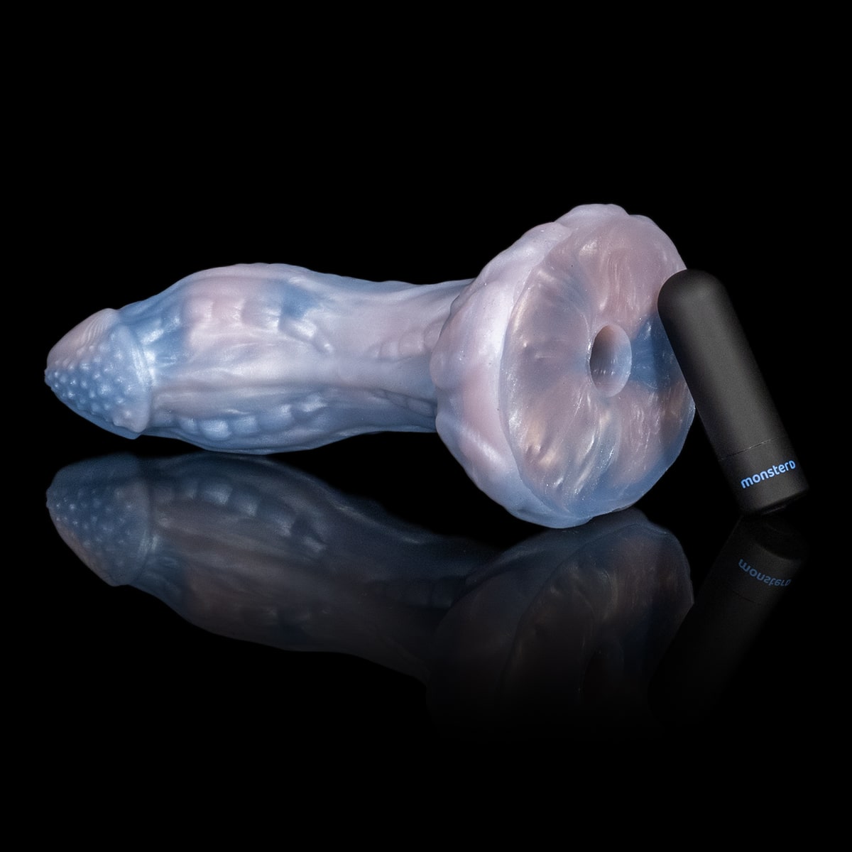 Vibrador Monster D com bullet removível e estímulo versátil Spartacus
