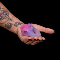 Vibrador de anel peniano Kraken da Monster D para orgasmos sincronizados