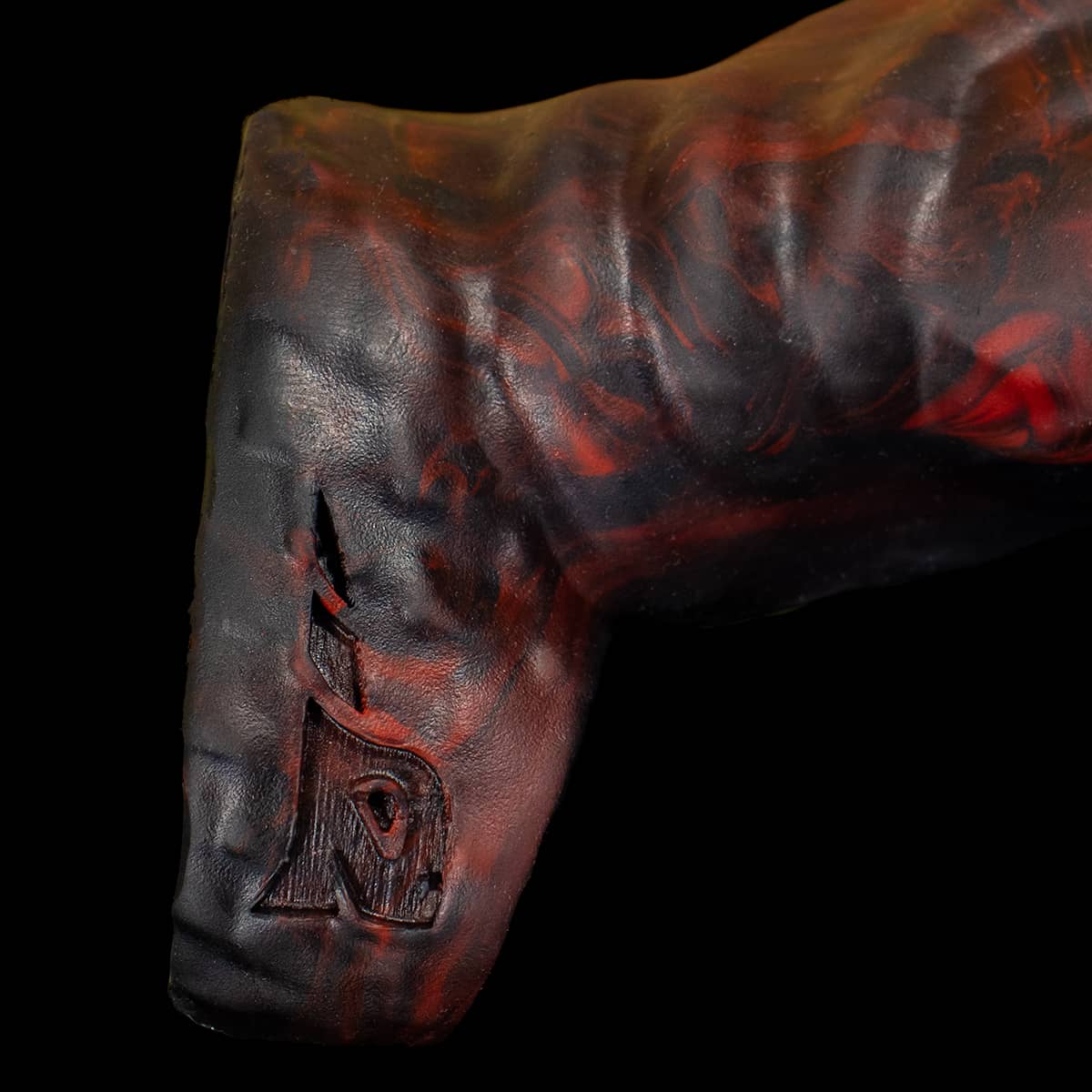 Capa Peniana Grossa Hades Monster D com relevo anatômico e volume provocante
