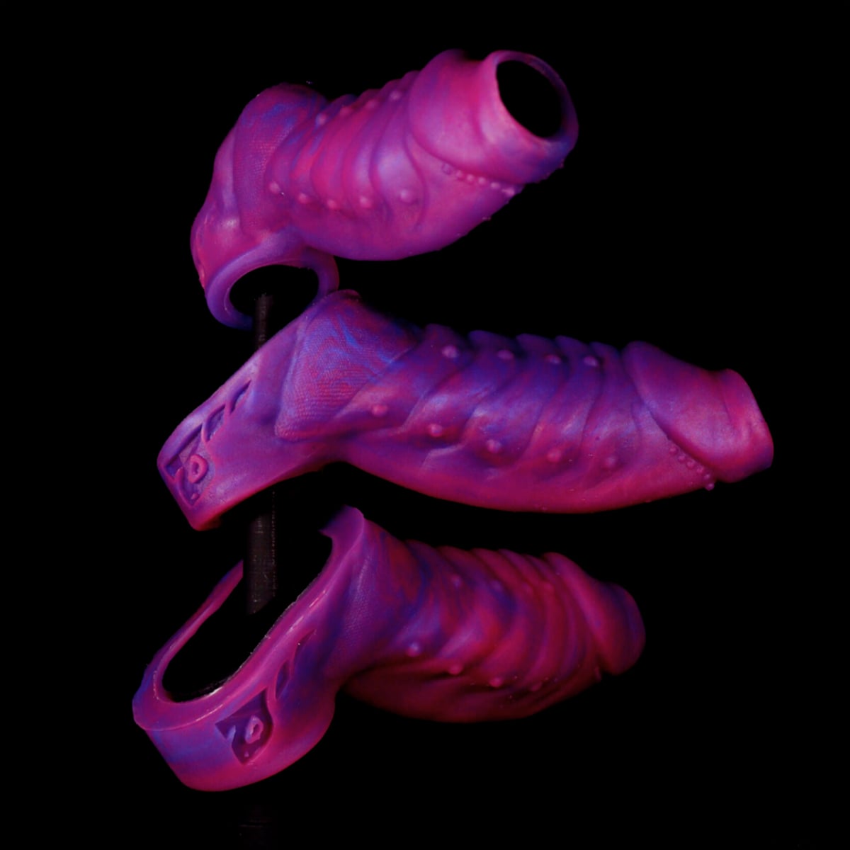 Capa peniana com volume e comprimento adicionais, ideal para turbinar o desempenho