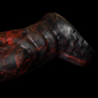 Sex toy estilo capa peniana da Monster D em textura artística vermelha
