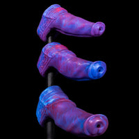 Capa peniana roxa e azul com estímulos intensos e toque confortável