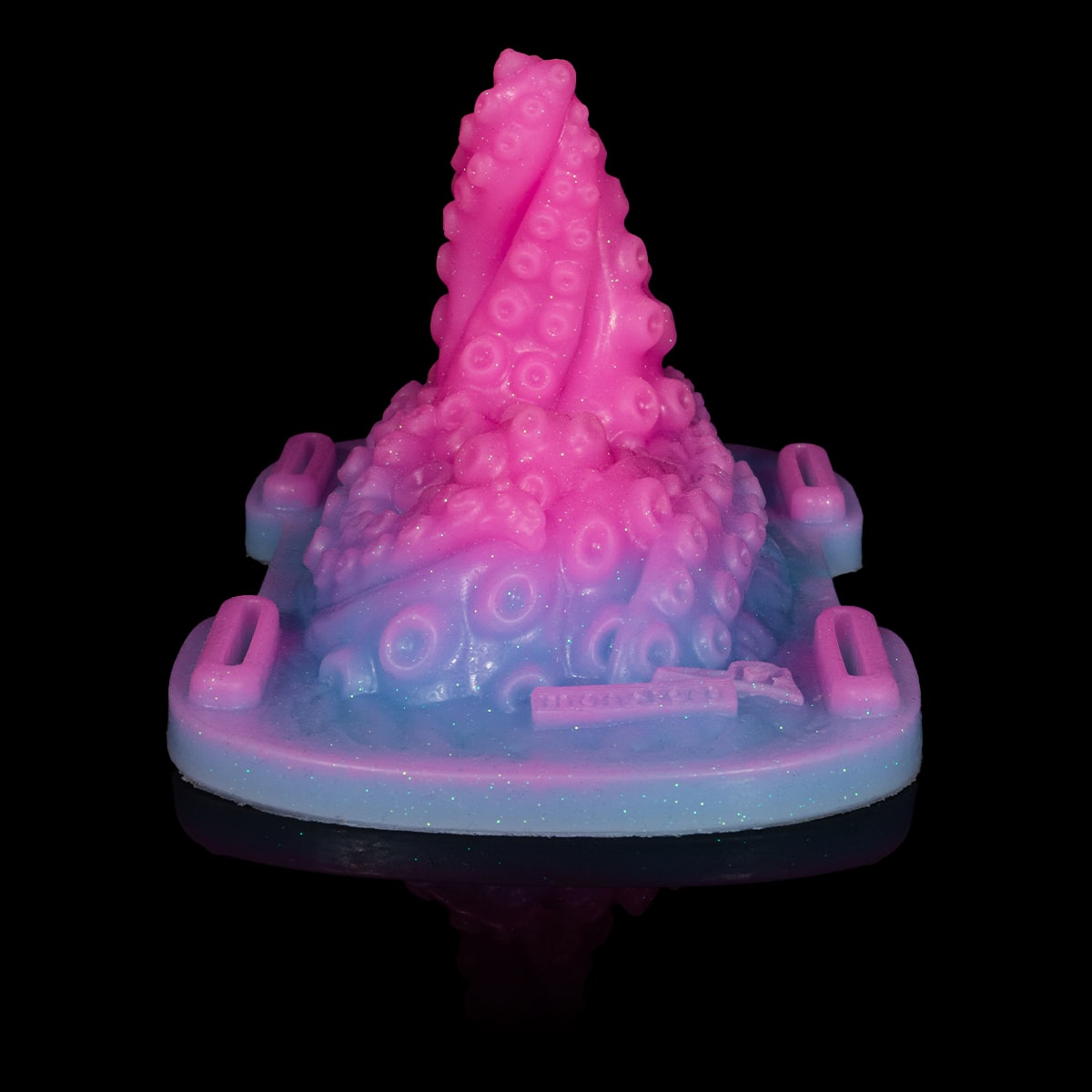 Monster D Grinder Stella compatível com vibrador bullet para intensificar cada toque.
