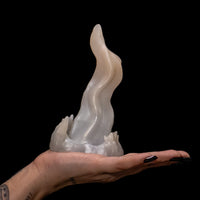 Lick Lust Monster D: vibrador anatômico com design artístico infernal
