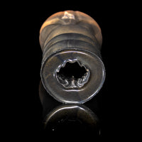 Masturbador Monster D com sensação envolvente e encaixe perfeito no pênis
